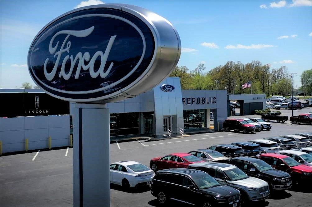 The car dealership along U.S. Highway 60 is now called Corwin Ford Lincoln Republic.